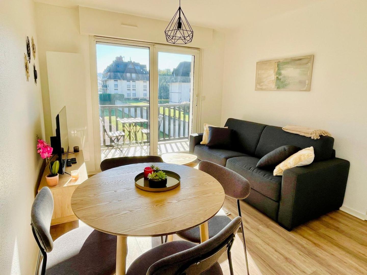 Ferienwohnung L'Opaline - F2 Pour 4Pers / Houlgate Exterior foto